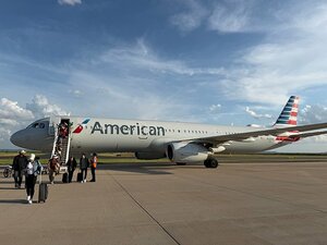 W杯で飛行機トラブル連発「現地観戦組も心構えを…」ダラス経由モンテレイのはずが「知らないテキサスの地方空港着」記者が味わった悪夢の顛末