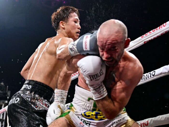 井上尚弥“KOショー寸前”で37歳ドヘニーに異変…会場騒然“まさかの結末”までに何があった?「イノウエに戦略を変更させた」ドヘニー陣営の言い分<Number Web> photograph by Hiroaki Yamaguchi