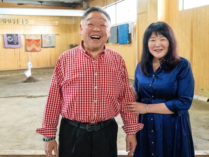 「内臓が全部垂れ下がって、足元がフワフワして」“部屋存続の危機”を乗り越えた先に…常盤山部屋おかみが号泣した弟子たちの“卒業レター”＜Number Web＞ photograph by Takashi Shimizu