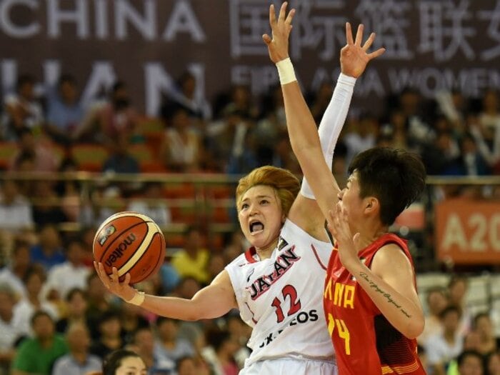 女子バスケ、リオ五輪決定までの道。司令塔・吉田亜沙美の“3度目の正直”。<Number Web> photograph by Xinhua/AFLO