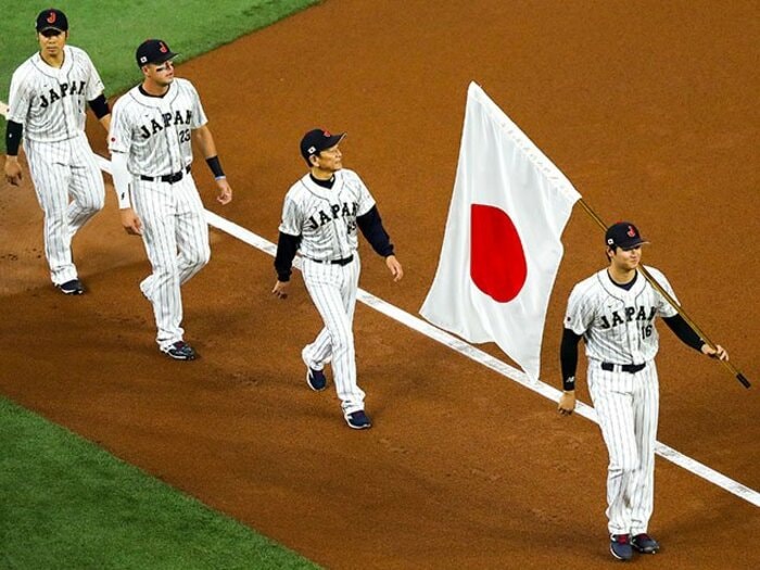 村上宗隆サヨナラ打→メキシコ人「おめでとう」にお互い涙腺崩壊、“泥だらけのストッパー大谷翔平”に感動…WBC観戦は唯一無二だった<Number Web> photograph by UPI/AFLO