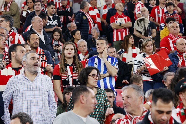 さすがに1人だけだと、ちょっと気まずい？　©Daisuke Nakashima