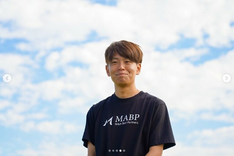 現在、31歳になった神野／公式インスタグラムより引用