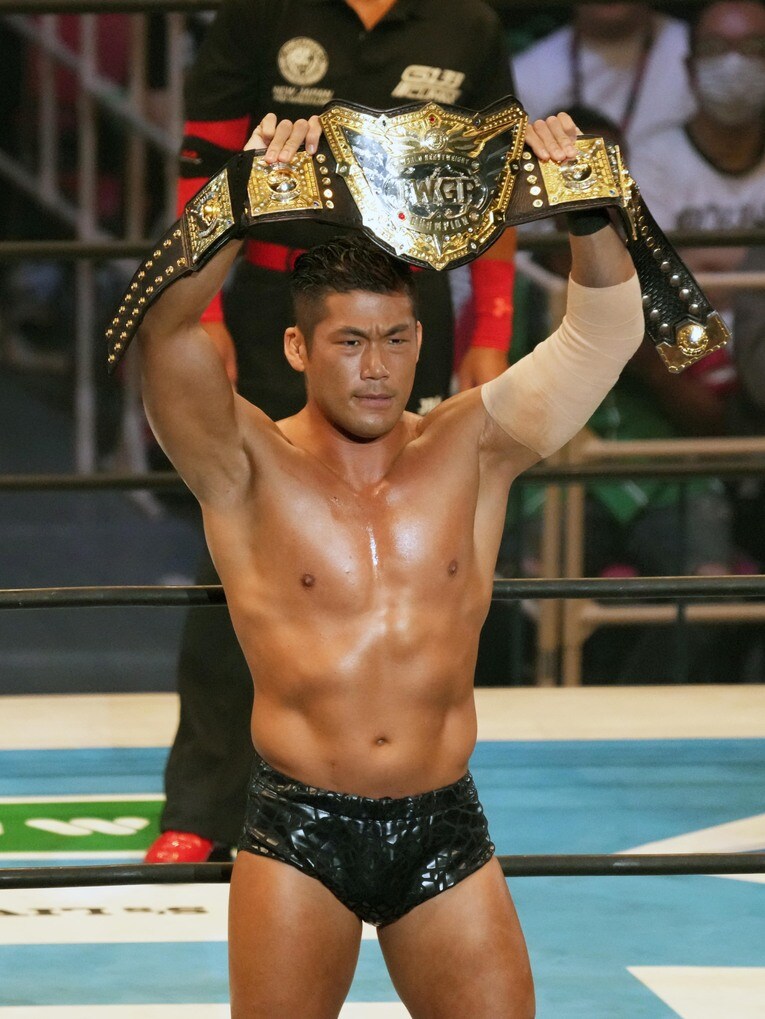 IWGP世界ヘビー級王者のSANADA