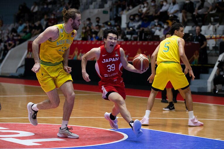 日本代表としてアジアカップに出場する富永啓生　©︎Getty Images