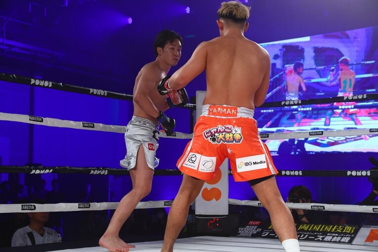 YA-MAN vs.朝倉未来　©RISE CREATION