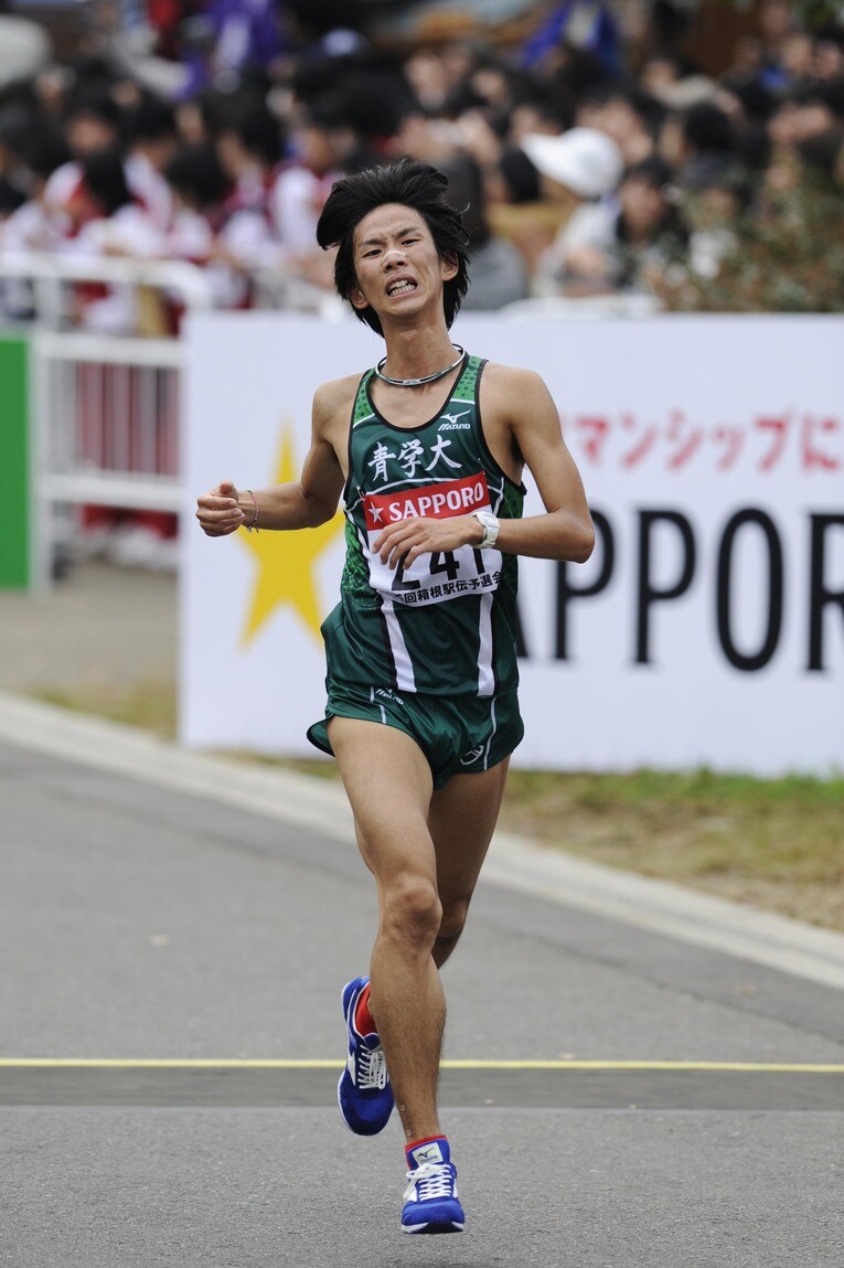 予選会で好走した荒井は日誌に「やっとの思いだ」　©AFLO