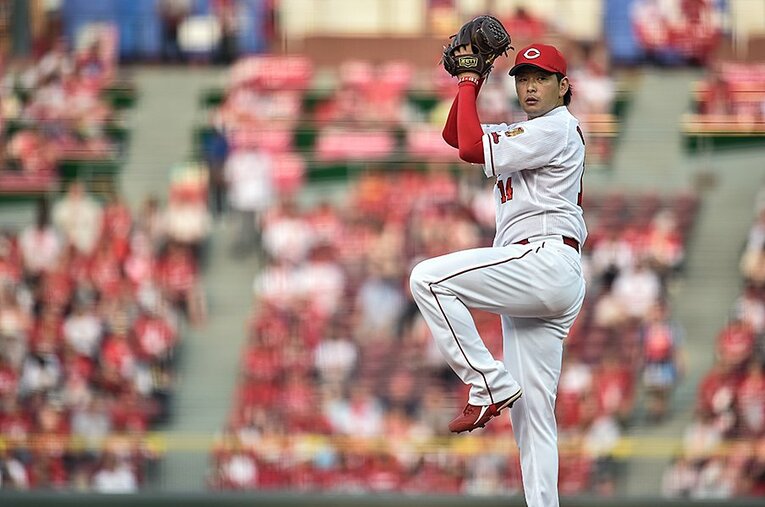 完全に広島のエースに定着した大瀬良大地。彼には偉大な先輩たちの血が流れている。 ／ photograph by Nanae Suzuki