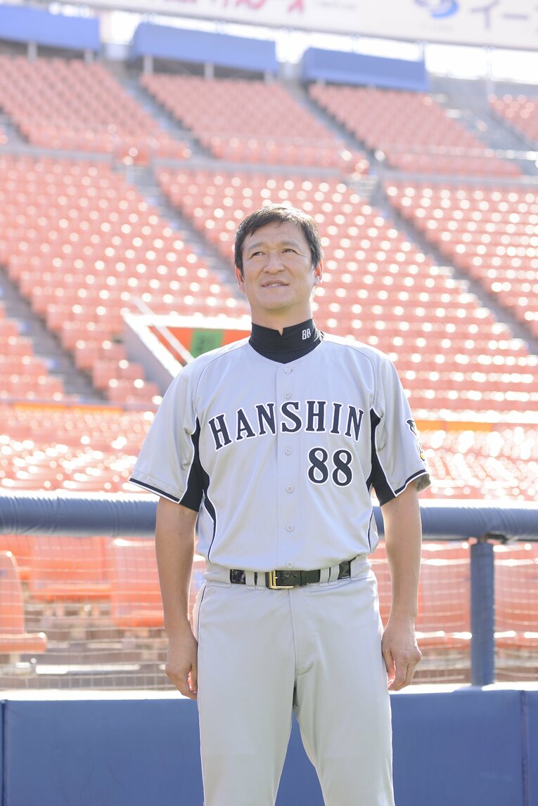 87年世代の4番を務めた片岡篤史。卒業後は同志社大を経てドラフト2位で日本ハムへ（2011年撮影）　©Tadashi Hosoda