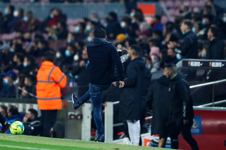 久保建英vsバルサがW杯イヤーのリーガ初戦… 年末の試合で見た「タケの身体の進化」と新星たちの奮起〈撮影者の視点〉(17)