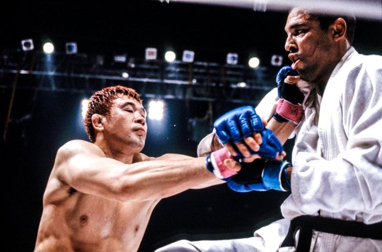 号泣する桜庭和志、高田延彦のハッピーエンド、伝説のミルコvs.ノゲイラ… カメラマンが目撃したMMA東京ドーム大会の衝撃の瞬間(15)