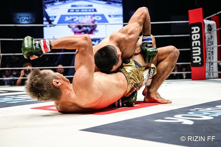 ラジャブアリ・シェイドゥラエフvs.久保優太　©RIZIN FF
