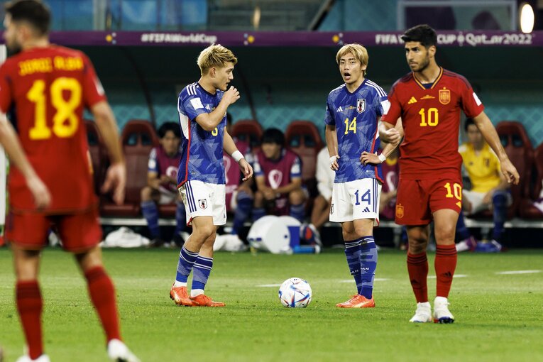 堂安律と伊東純也　©︎Kiichi Matsumoto/JMPA