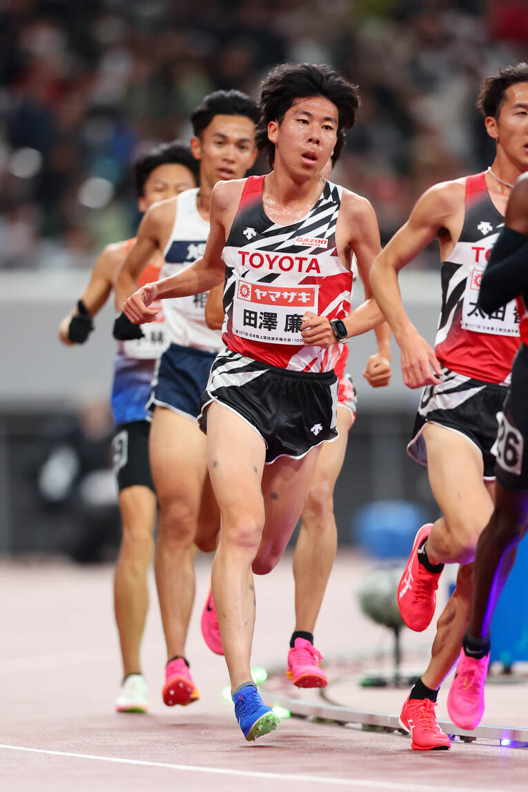 2023年12月の日本選手権で自己ベストを記録し4位となった田澤廉　©AFLO