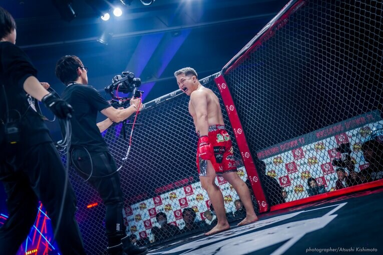 川島悠汰vsポーランドの刺客　©BreakingDown