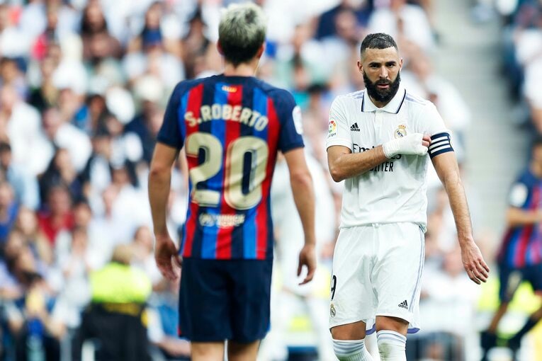 バルサの「タレント頼みで大雑把な攻撃＋脆いDFライン」危機的な不甲斐なさ… “盤石マドリーと明暗くっきりクラシコ”を撮った(24)