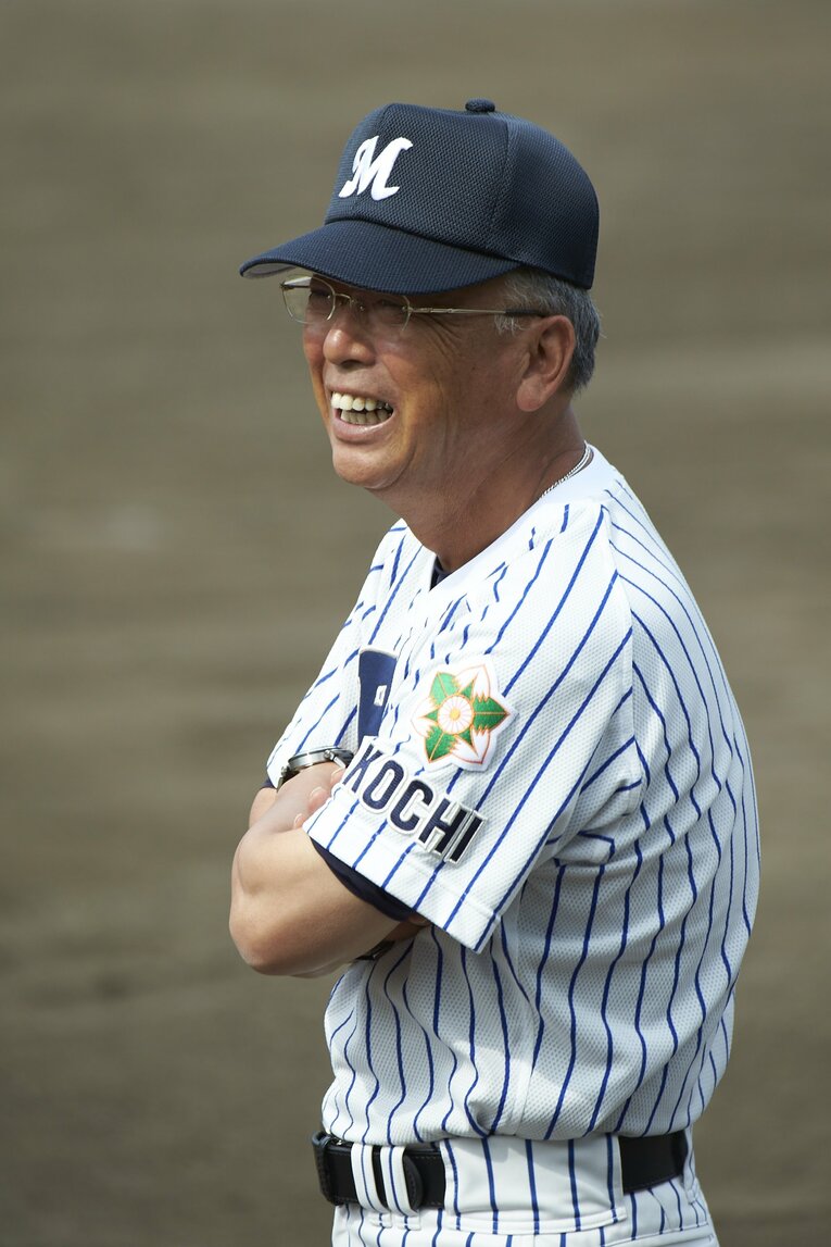 さまざまな戦術を駆使する馬淵史郎監督が「タヌキ」と評するほど　©Tadashi Shirasawa