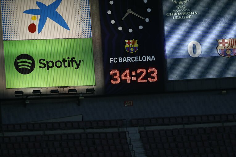 W杯ブラジル戦のウラで「バルサ女子がカンプノウで4万6967人」盛況なワケ… メッシ後に君臨する“女王”、熊谷紗希が見せた悔しさ(69)