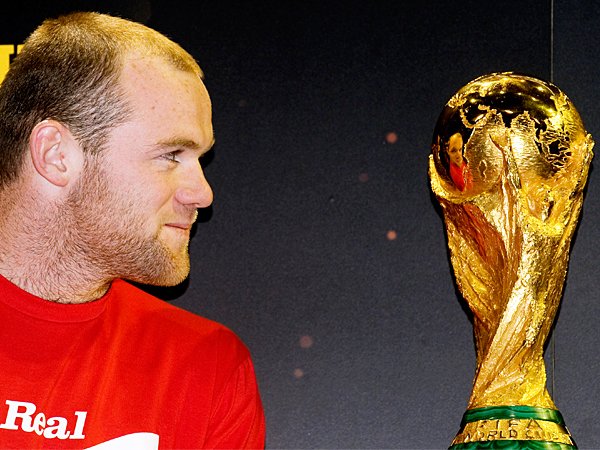 <俺の話を聞け!> ルーニーは「ジダン」になれるのか。 ~イングランドを牽引する“恐るべき大人”へ~ 海外サッカー Number