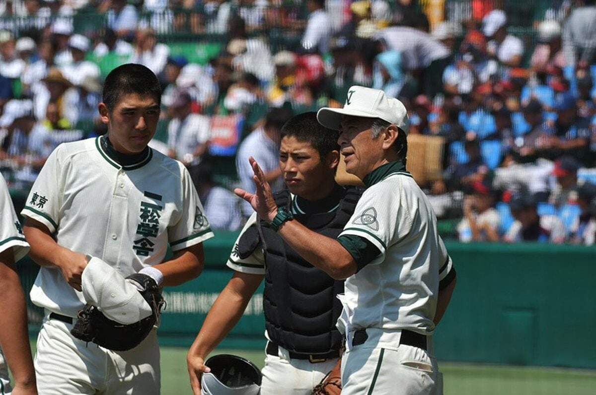 二松学舎監督からエースへの労い。「なんか、無理やりだったかな」 - 高校野球 - Number Web - ナンバー