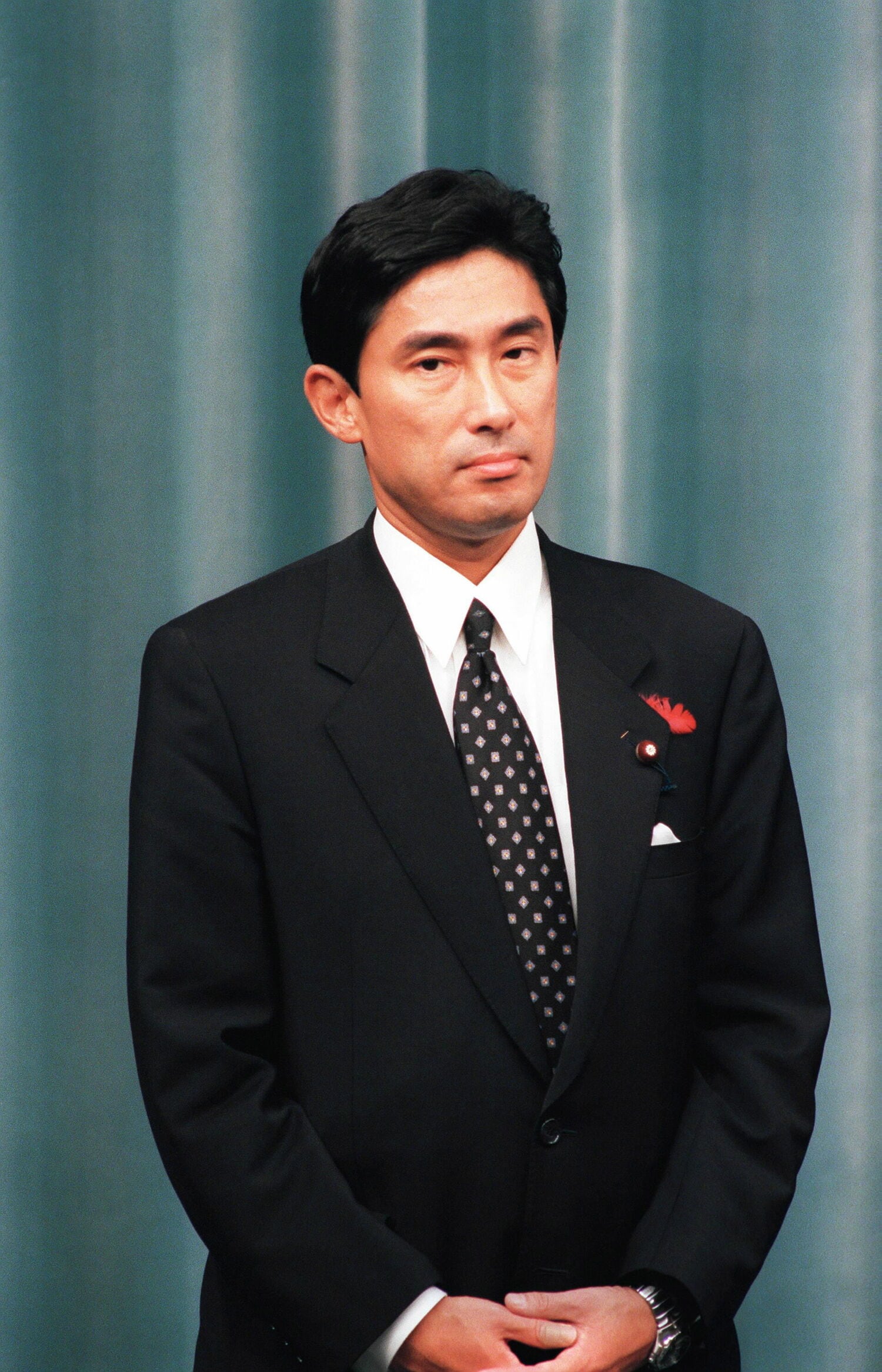若手議員時代の岸田文雄氏（1999年／当時42歳）©JIJI PRESS