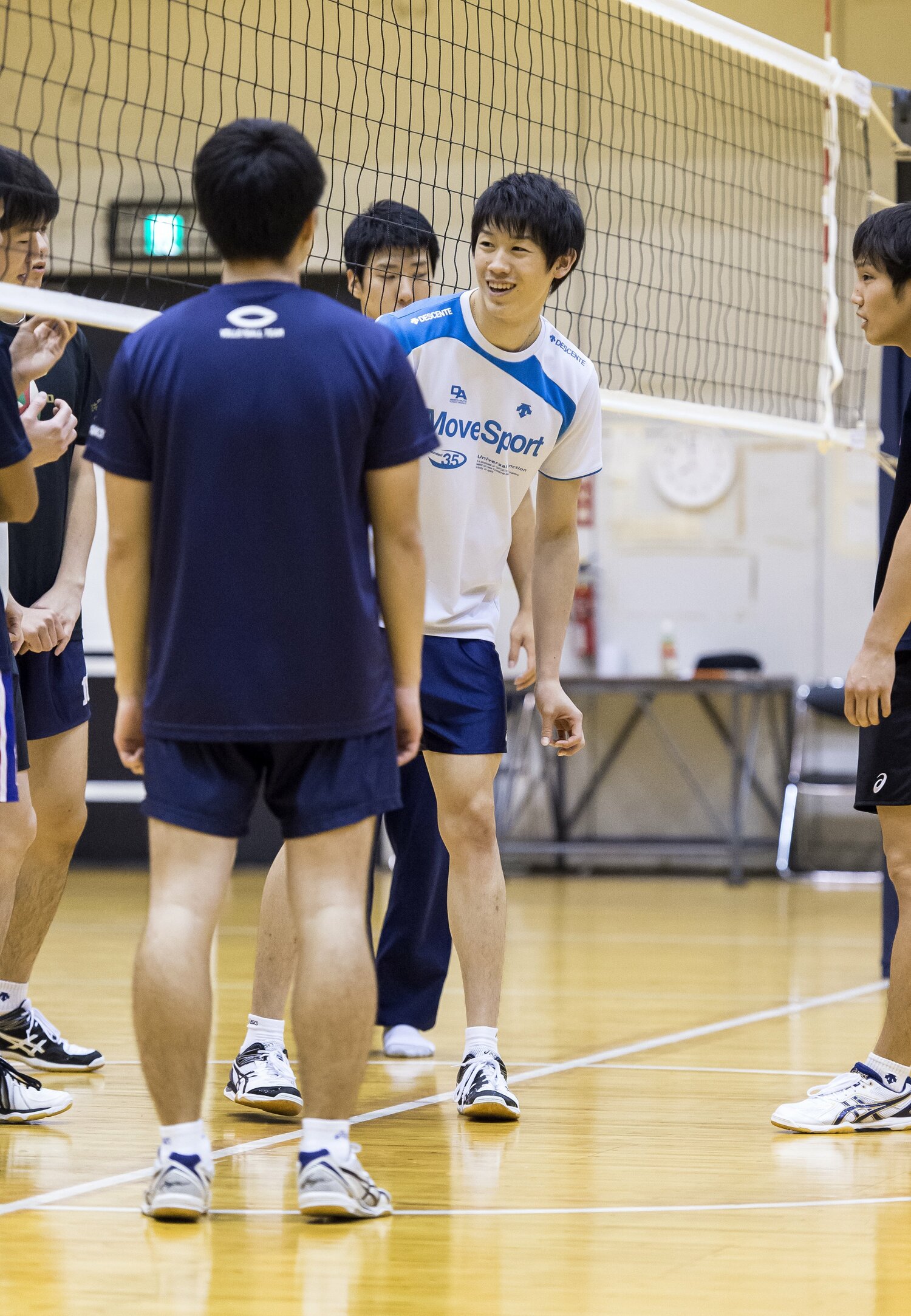 中央大学バレー部スポンサー付き練習着 - トップス