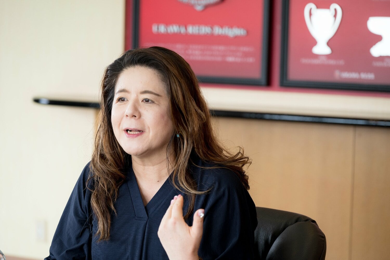 インタビューに答える浦和レッズの村瀬佳代さん　©Miki Fukano