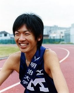 石川卓也(明治大学・4年) 1987年10月29日生まれ。山口県出身、豊北高卒。今季は全日本インカレ5000m、出雲6区、全日本4区と、日本人選手には負け知らず。2年時に関東学連選抜で箱根3区を走った。主将。10000m自己記録28'50''42。173cm、55kg