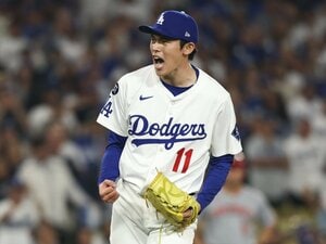 「えげつない…OKだ、ロウキ」同僚選手も思わず賛辞…ドジャース“新クローザー”佐々木朗希に現地メディアも手のひら返し？「救世主になりつつある」
