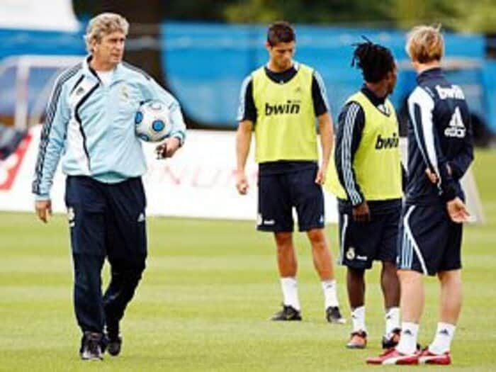 支配するも、君臨せず。レアル、ペジェグリーニ監督の指導術。＜Number Web＞ photograph by Real Madrid via Getty Images