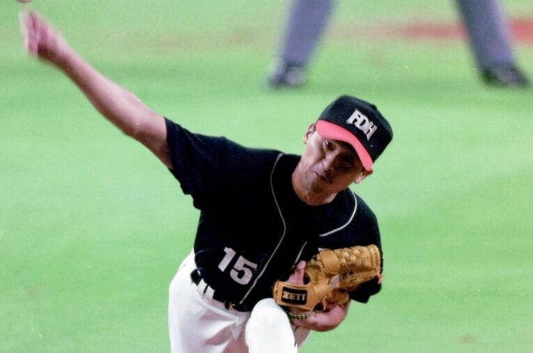 1999年日本シリーズ第5戦、日本一に王手をかけたホークス・王監督は、早い回から「勝利の方程式」の一角、藤井将雄を投入するが……　©Koji Asakura