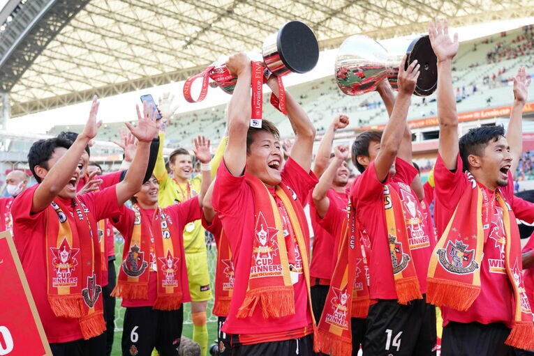 ルヴァンカップで優勝した時の柿谷　©Getty Images