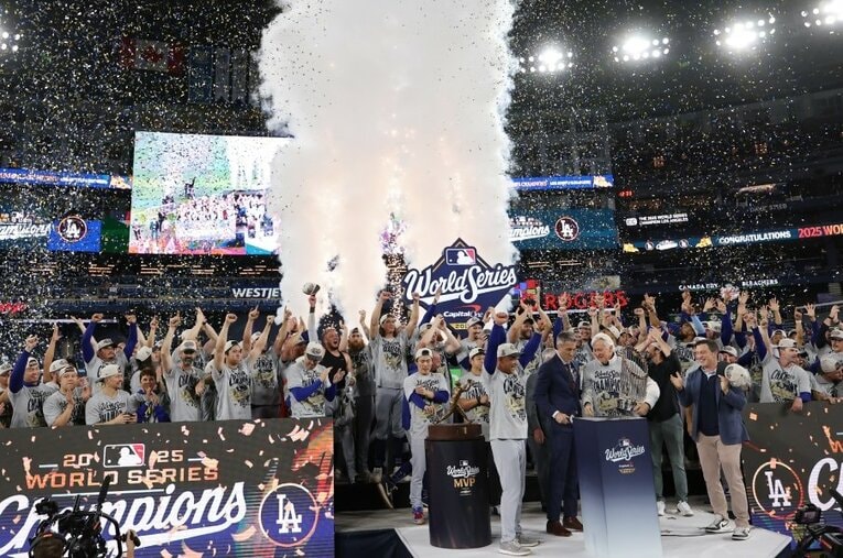 なぜドジャース連覇で「2年後のメジャーが中止危機」なのか？ ／ photograph by Getty Images