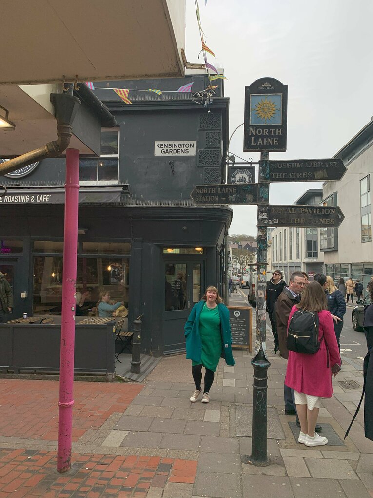 オシャレなブライトンの町並み　©Yoichi Igawa　