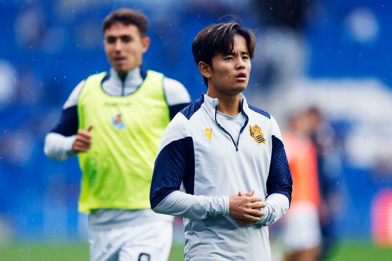 久保建英2ゴールでソシエダスタッフ「なんて日だ！」“動画には映らない”タケの喜怒哀楽…ナゾの“16メッセージ”は本人談「ヒミツです」(4)