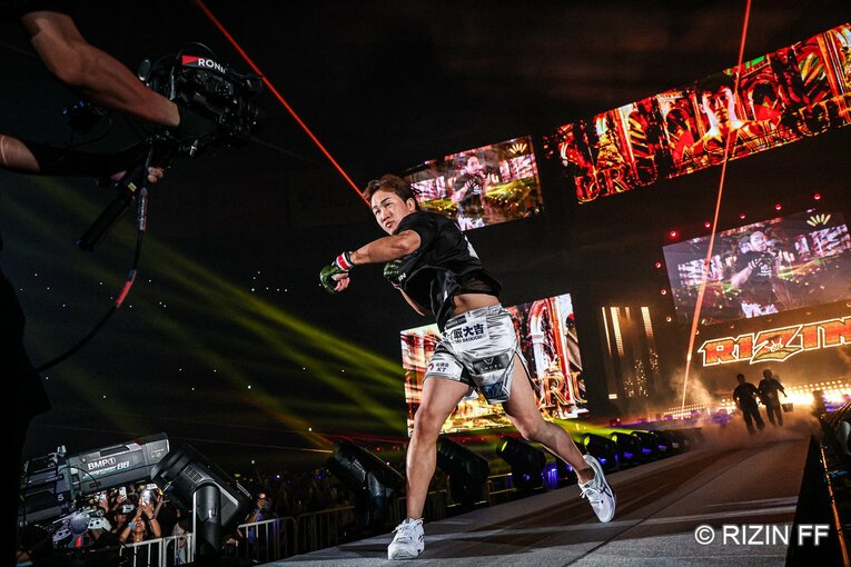 『超RIZIN.5』朝倉未来vs.青木真也　©RIZIN FF