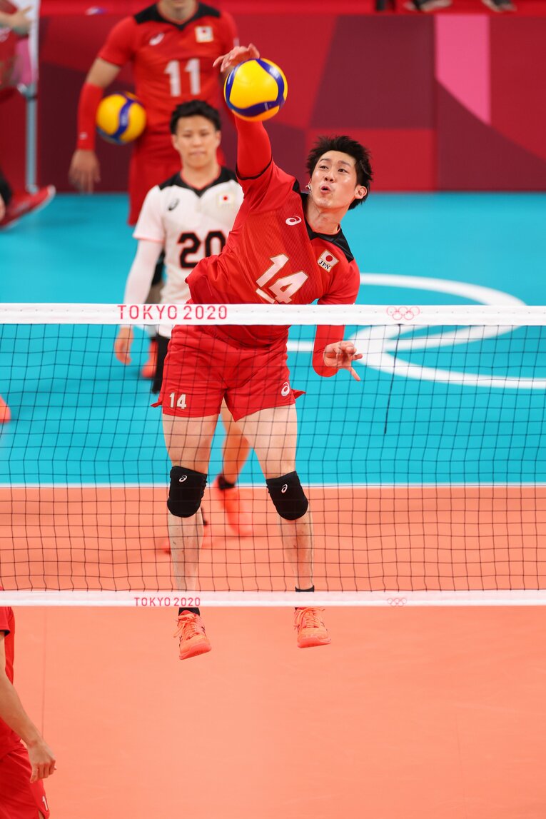 「彼はまだキッズのようだったから…」石川祐希に世界最高セッター・ブルーノ（ブラジル主将）が贈った言葉《バレー五輪秘話》(11)