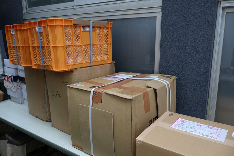 全国のライバル校からはボールなどの差し入れも届いた　©Fumi Sawai