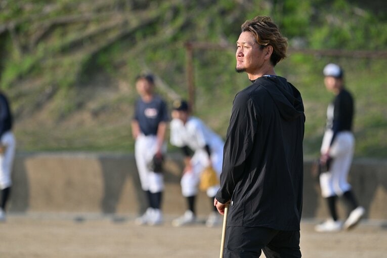 現在は神奈川の公立校野球部でインストラクターを務めている　©Hideki Sugiyama