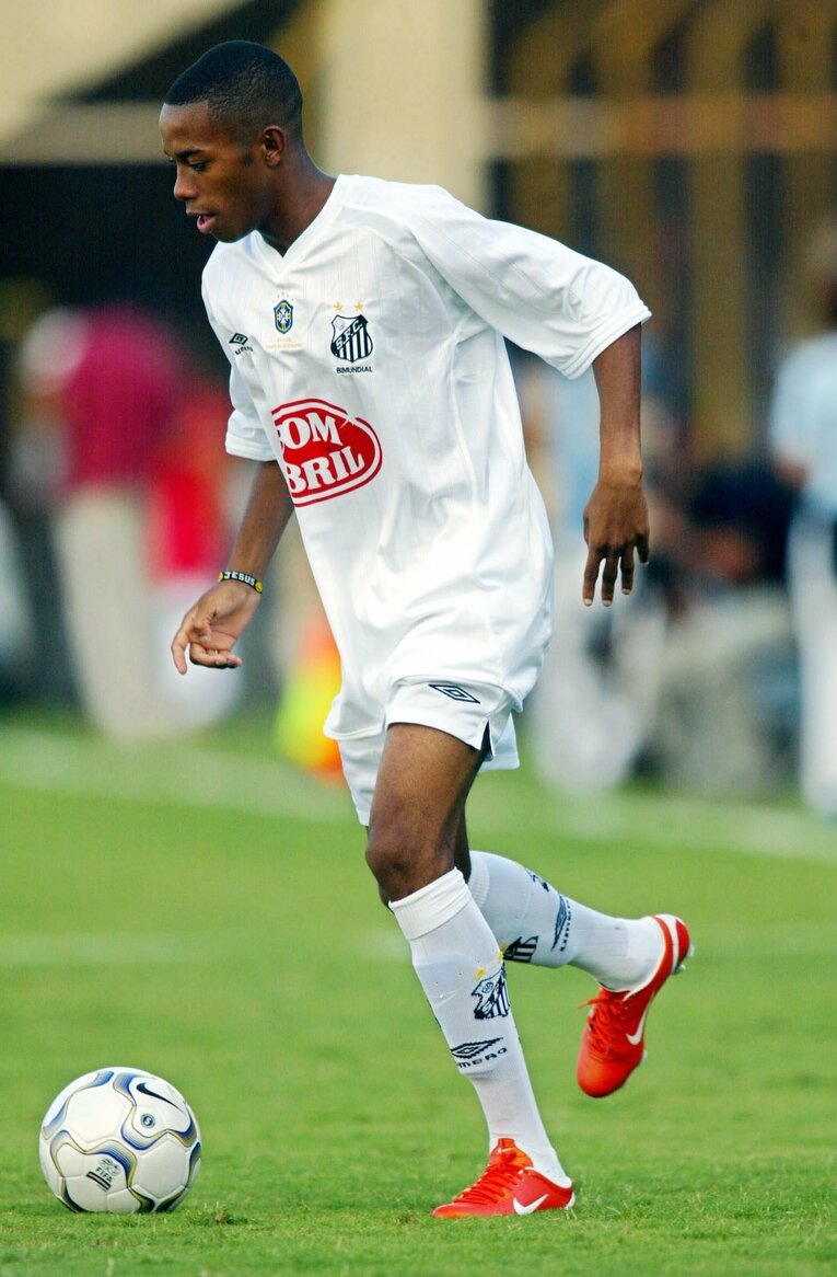 2003年、サントス時代のロビーニョ　©Sports Graphic Number