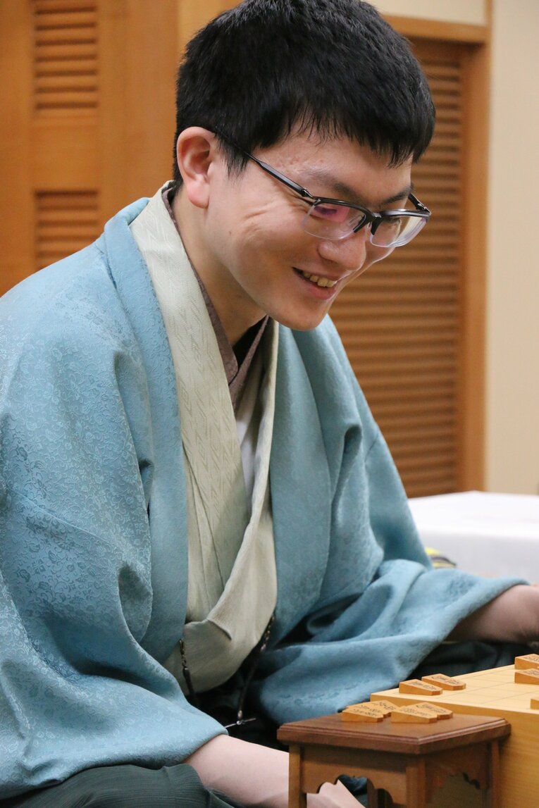 王将戦第5局、激選後の2人の様子（写真は右に続きます）　©Shintaro Okawa