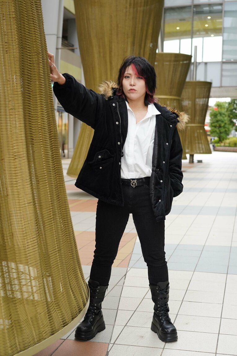 「林下詩美は強い。そのイメージを取り戻したい」王座陥落から1年弱…“カッコいい女”はスターダムの頂に返り咲けるのか《特別グラビア》(13)