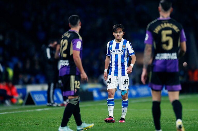 「TAKEユニの日本人ファンが増えた気が」久保建英MOMも“代えが利かない状態”を現地撮影…ソシエダは狂う歯車を直せるか(42)