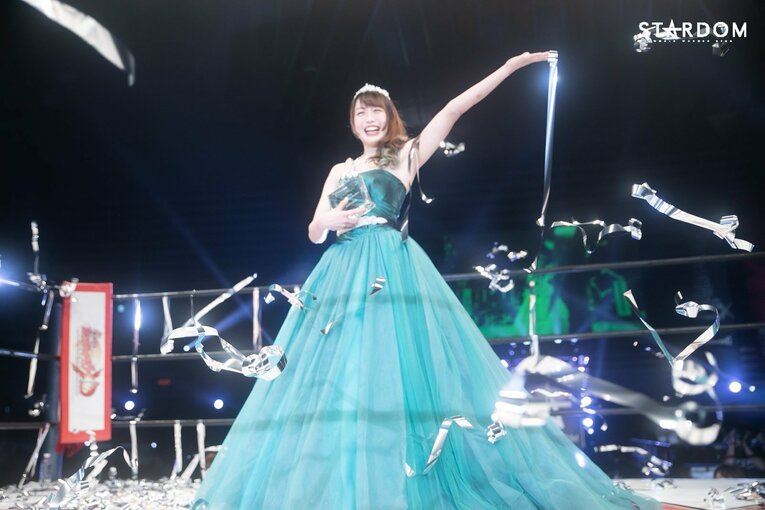 シンデレラトーナメントで優勝した際の上谷　©STARDOM