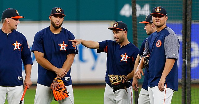 Mlb最強の小さな巨人アルトゥーベ 160cm台のレジェンドは過去にも Mlb Number Web ナンバー