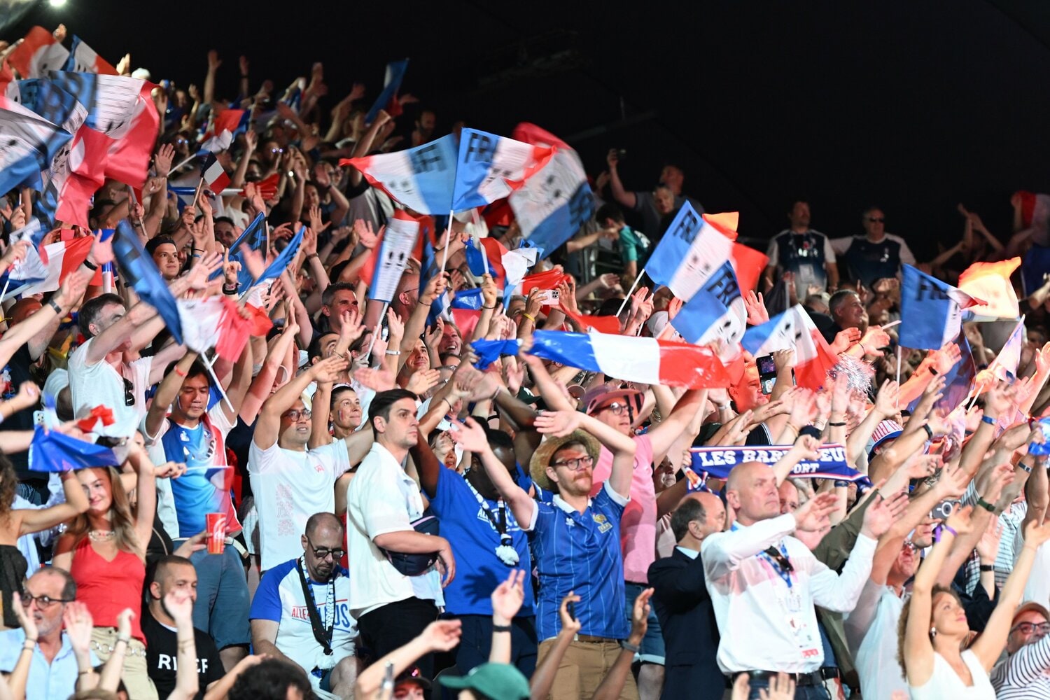 フランス観衆の熱狂的な応援　©Naoya Sanuki/JMPA