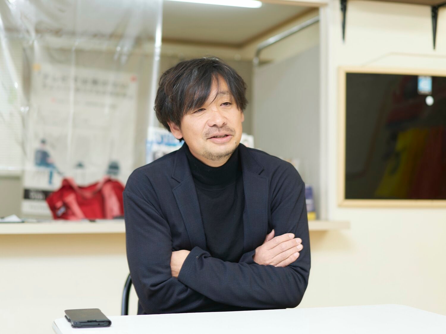 森崎さんが管理業務を行っているフットサルコートで話を聞いた　©Yuki Suenaga