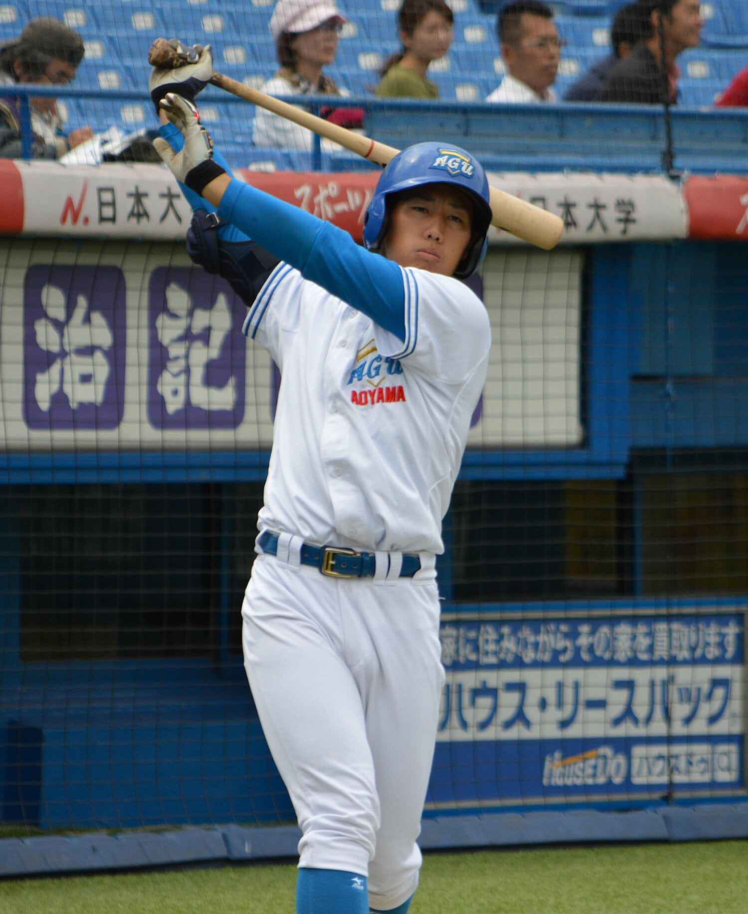青山学院大時代の吉田正尚（2015年）。渡辺の1学年上、2015年ドラフト1位でオリックス入団　©JIJI PRESS