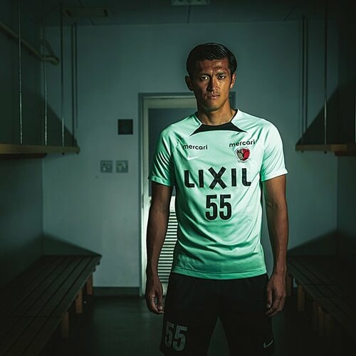 吉田麻也を徹底解剖 - Number Web - ナンバー