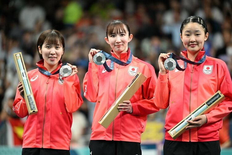 張本美和16歳の表情が…団体決勝で“ある異変”「中国を五輪で